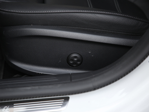 2020��CLA 260 4MATIC Shooting Brake ���g����