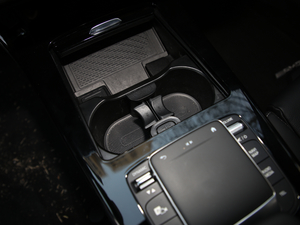 2020��CLA 260 4MATIC Shooting Brake ���g����