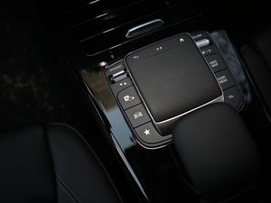 2020��CLA 260 4MATIC Shooting Brake �п؅^