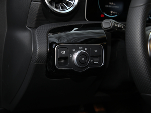 2020��CLA 260 4MATIC Shooting Brake �v܇�Ƅ���