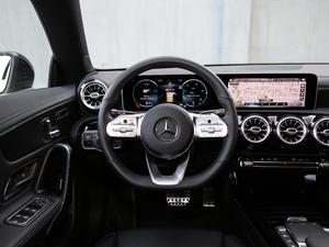 2020��CLA 260 4MATIC Shooting Brake ����P