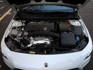 2020��CLA 260 4MATIC Shooting Brake �l�әC