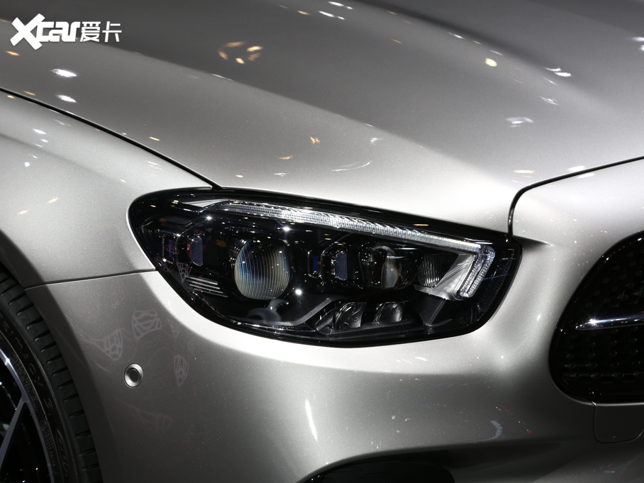 2021YE(M) E 300 \Ӱ