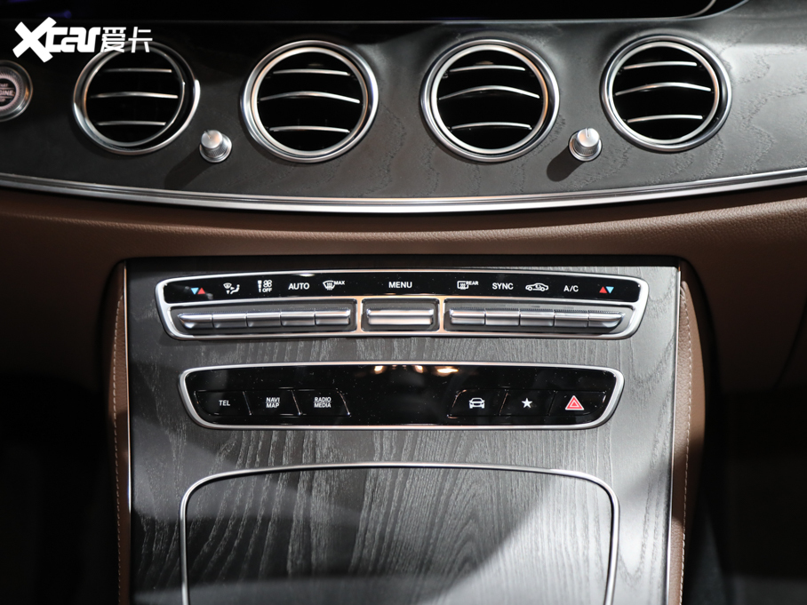 2021YE(M) E 300 \Ӱ