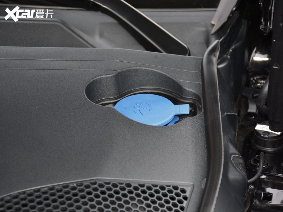 2021YE(M) Ŀ E 260 A\Ӱ