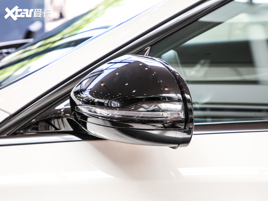 2021YE(M) Ŀ E 260 r\Ӱ