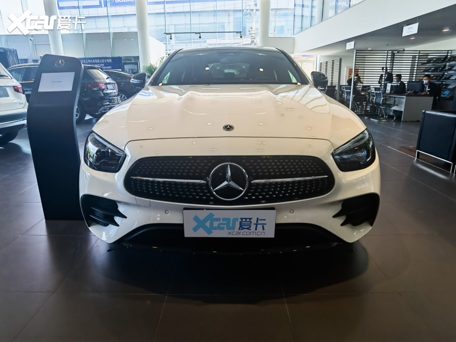 2021YE(M) Ŀ E 300 \Ӱ