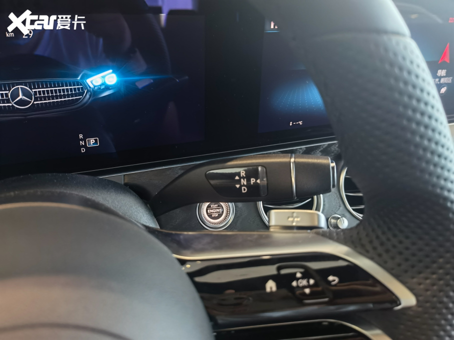 2021YE(M) Ŀ E 300 \Ӱ