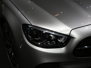 2021E 300 \(yn)(dng) (x)(ji)^