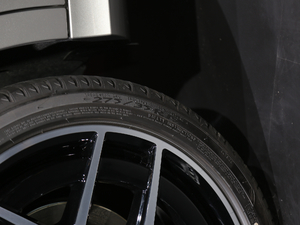 2021E 300 \Ӱ ݆̥ߴ