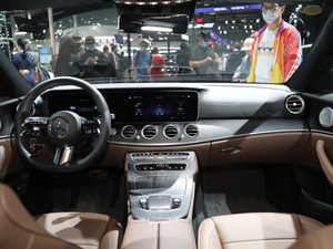 2021E 300 \(yn)(dng) п؅^(q)