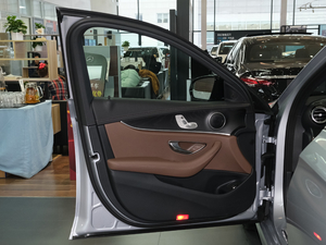 2021E 260 r\Ӱ {λ܇T