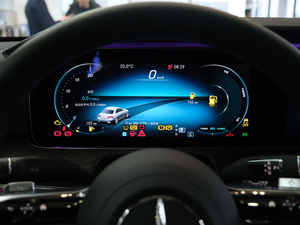 2021E 260 r\Ӱ п؅^(q)