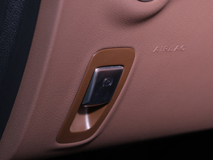 2021E 260 r\Ӱ п؅^(q)