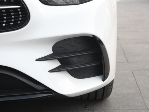 2021E 260 A\Ӱ (ji)^