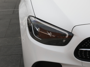 2021E 260 A\Ӱ (ji)^