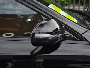 2021Ŀ E 260 A\(yn)(dng) (x)(ji)^