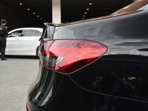 2021Ŀ E 260 A\(yn)(dng) (x)(ji)^