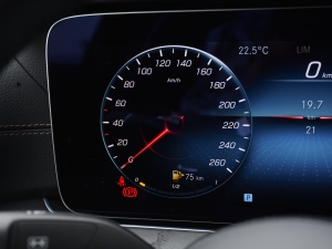 2021Ŀ E 260 A\Ӱ п؅^