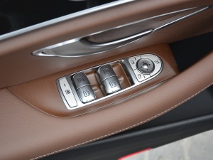 2021Ŀ E 260 A\Ӱ {܇ƅ^(q)	