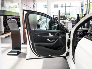 2021Ŀ E 260 r\Ӱ {λ܇T