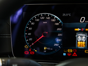 2021Ŀ E 260 r\Ӱ п؅^