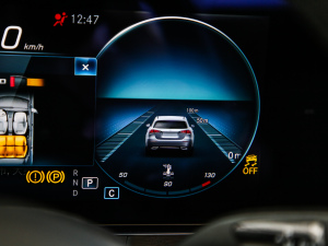 2021Ŀ E 260 r\Ӱ п؅^