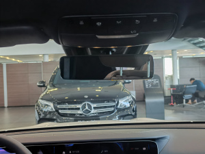 2021Ŀ E 300 \(yn)(dng) ܇(ni)ҕR