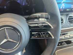 2021Ŀ E 300 \Ӱ п؅^(q)