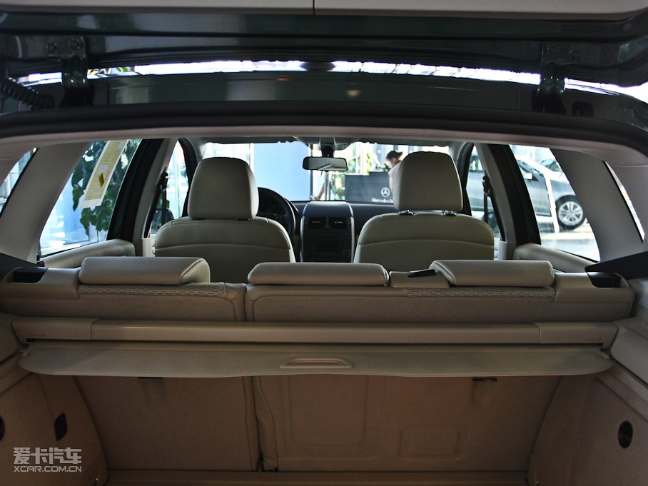 2011��YA��(�M��) A 160 CVT