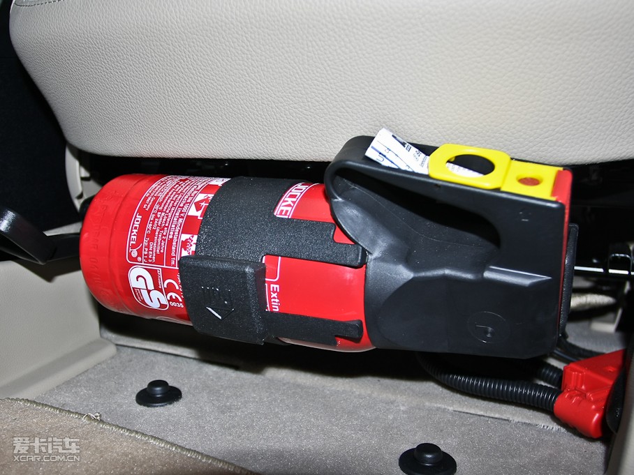 2011YA(M(jn)) A 160 CVT