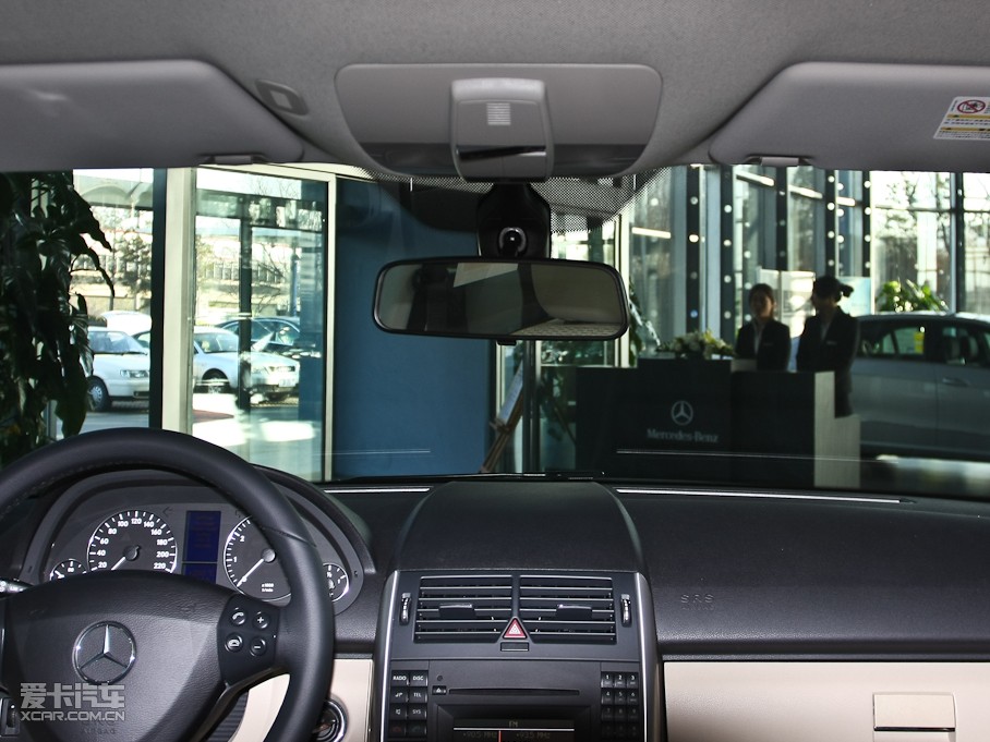 2011YA(M) A 160 CVT