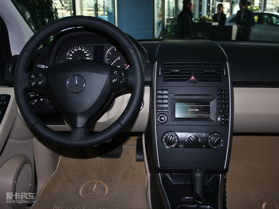 2011��YA��(j��)(�M(j��n)��) A 160 CVT