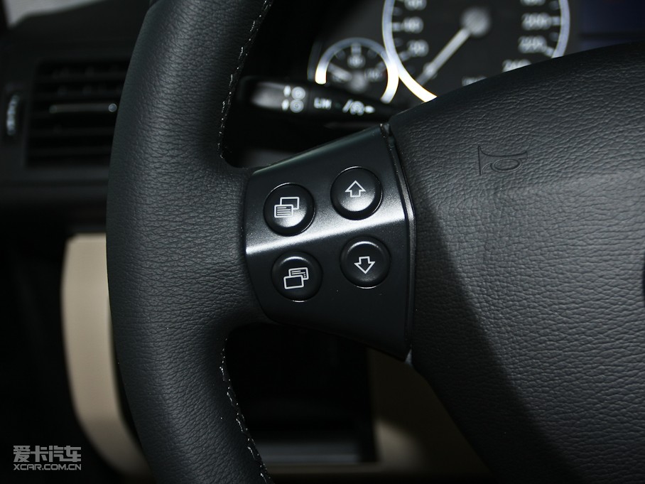 2011YA(M) A 160 CVT