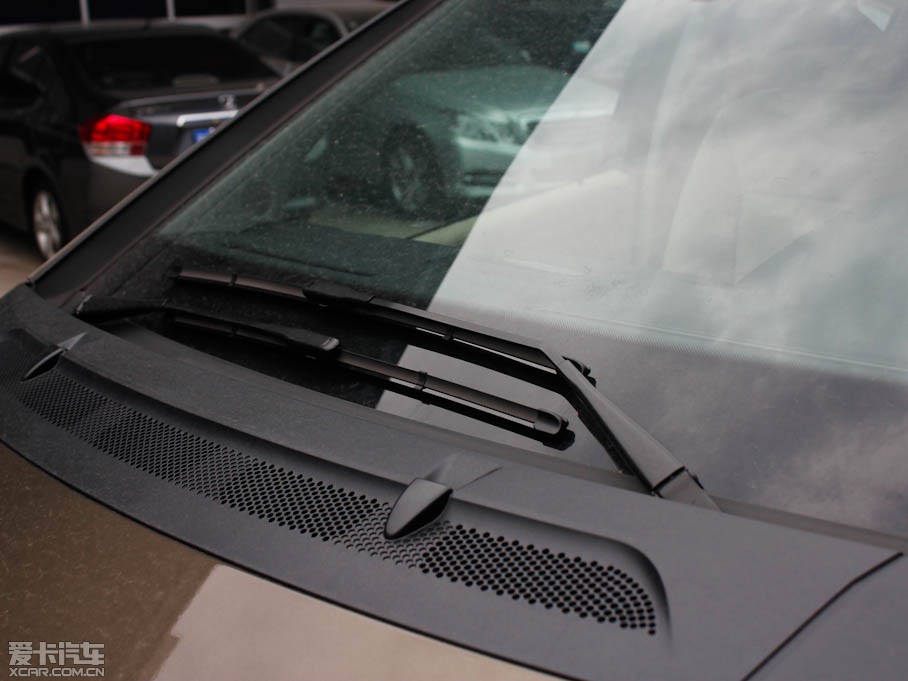 2011YA(M) A 180 CVT