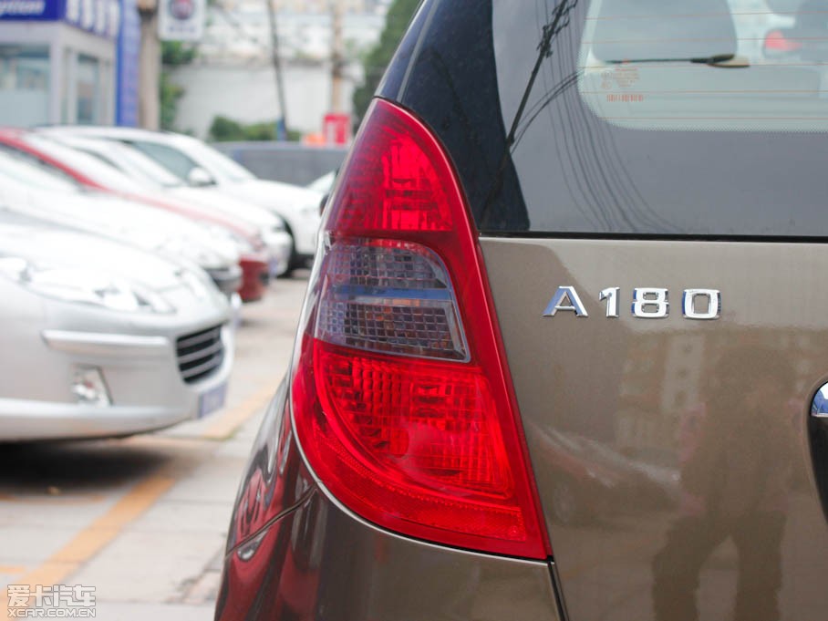 2011YA(M) A 180 CVT