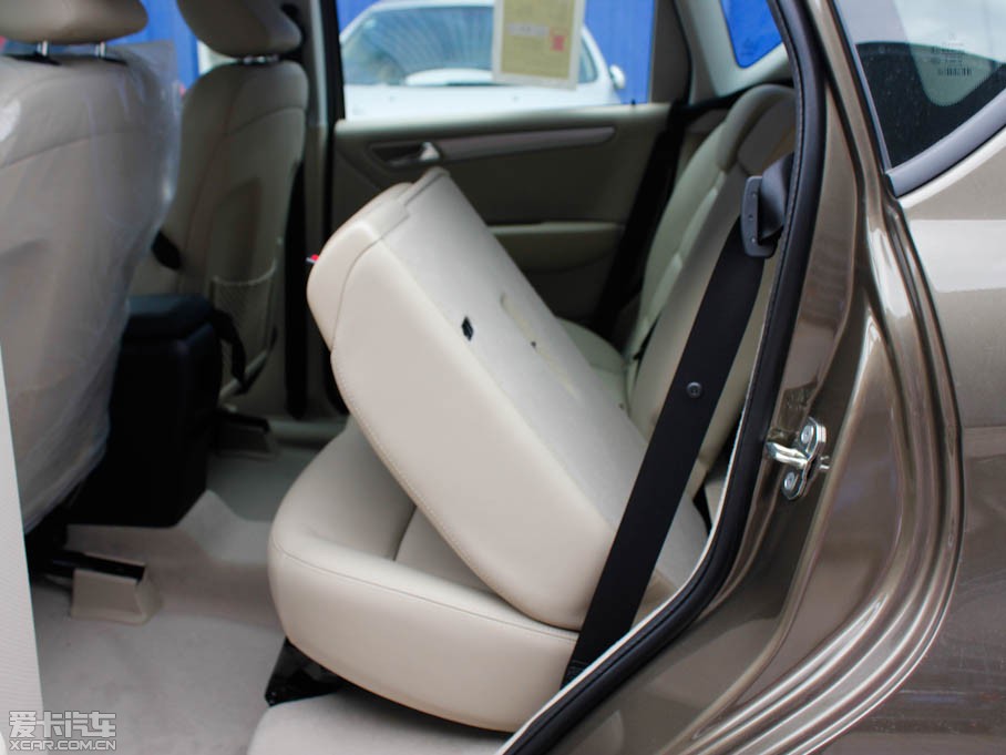 2011YA(j)(M(jn)) A 180 CVT