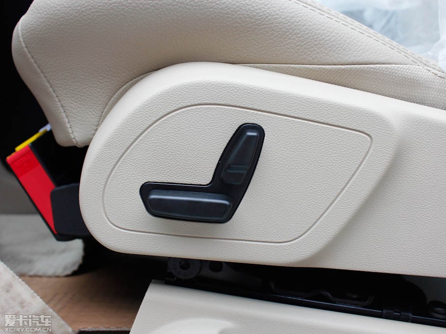 2011YA(M(jn)) A 180 CVT