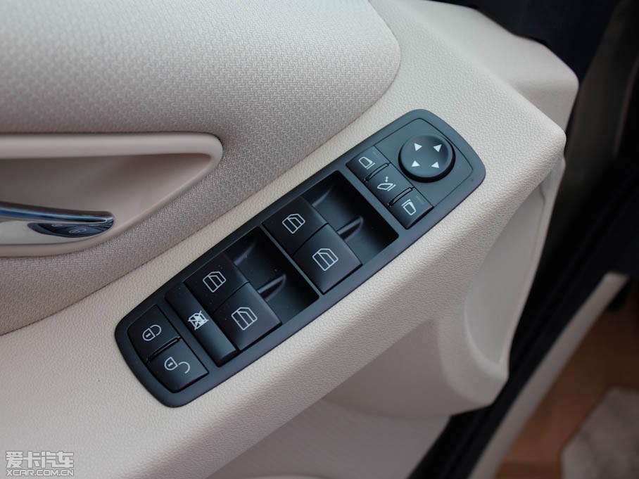 2011YA(M) A 180 CVT