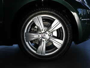 2011款A 160 CVT 轮圈
