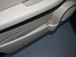 2011A(y) 160 CVT ǰT(mn)(ch)g