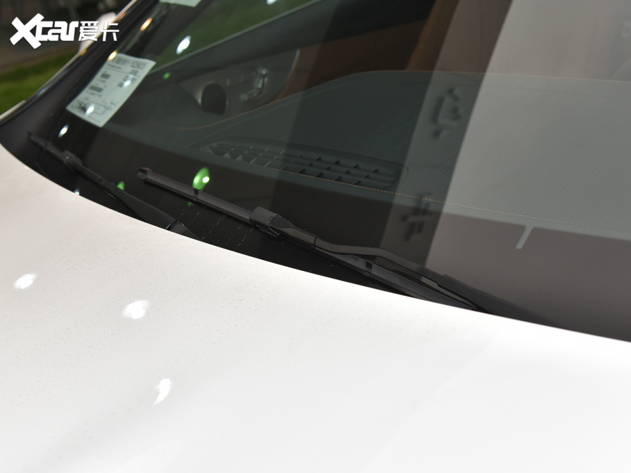 2021YE Ŀ E 260 I܇