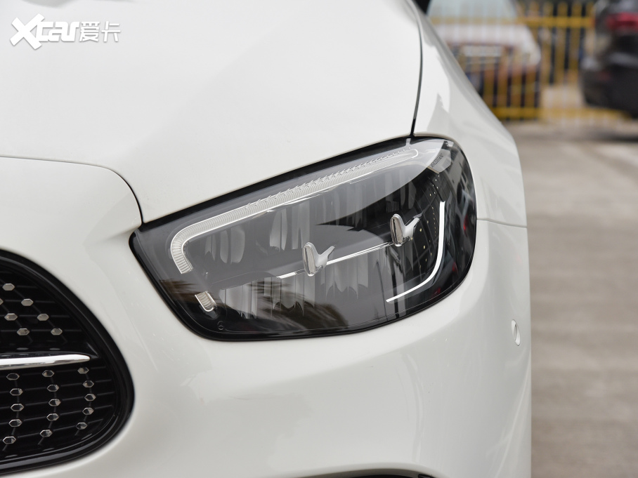 2021YE Ŀ E 260 I܇