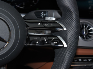 2021Ŀ E 260 I܇ п؅^