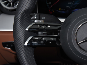 2021Ŀ E 260 I܇ п؅^