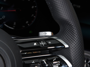 2021Ŀ E 260 I܇ п؅^