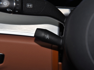 2021Ŀ E 260 I܇ п؅^