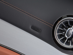 2021Ŀ E 260 I܇ п؅^