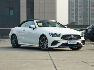 2021款改款 E 260 4MATIC 敞篷轿跑车  右前45度