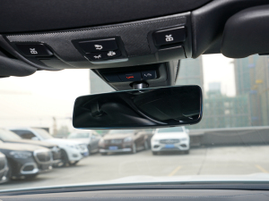 2021款改款 E 260 4MATIC 敞篷轿跑车  车内后视镜